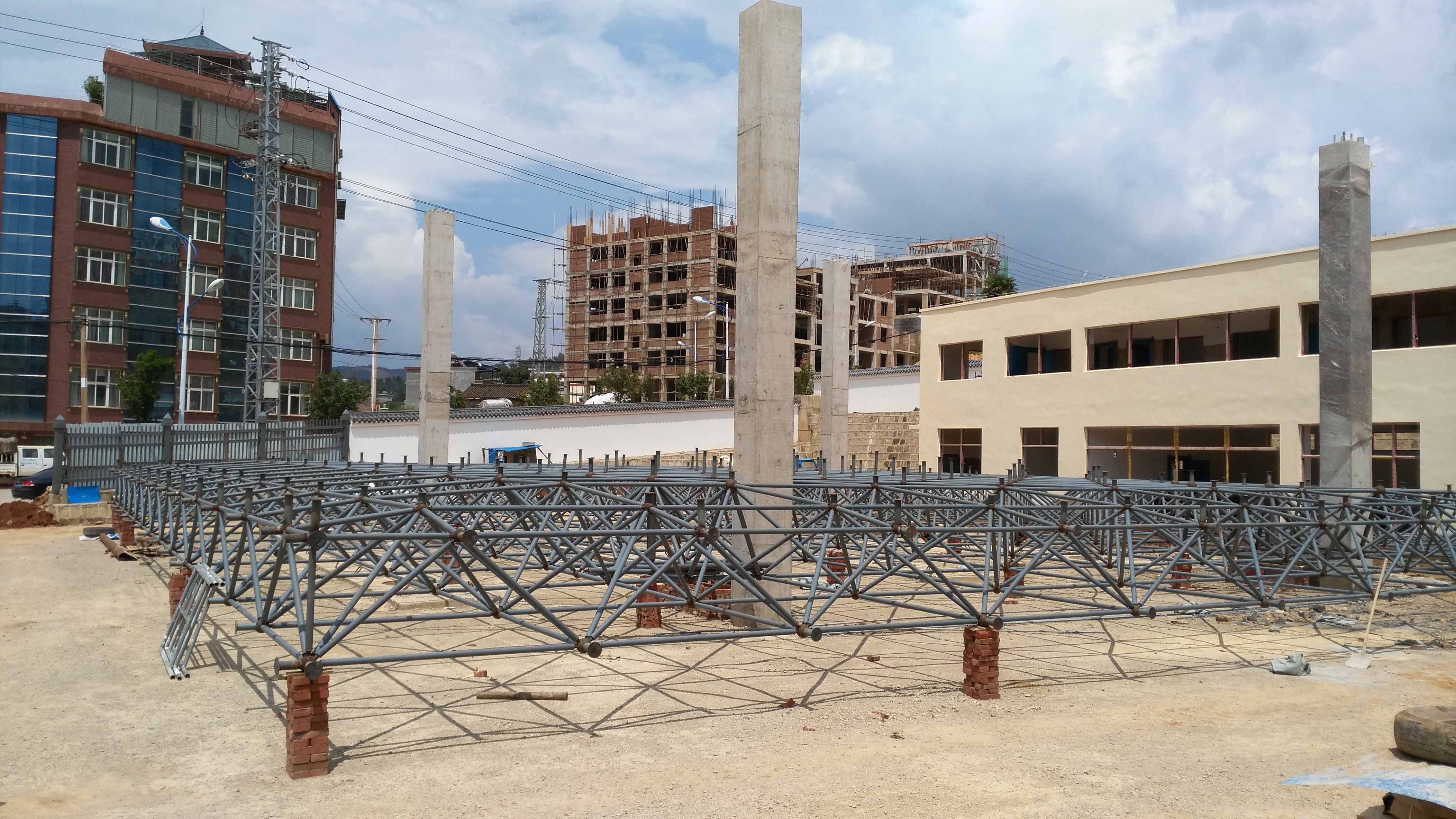 定西小型加油站网架